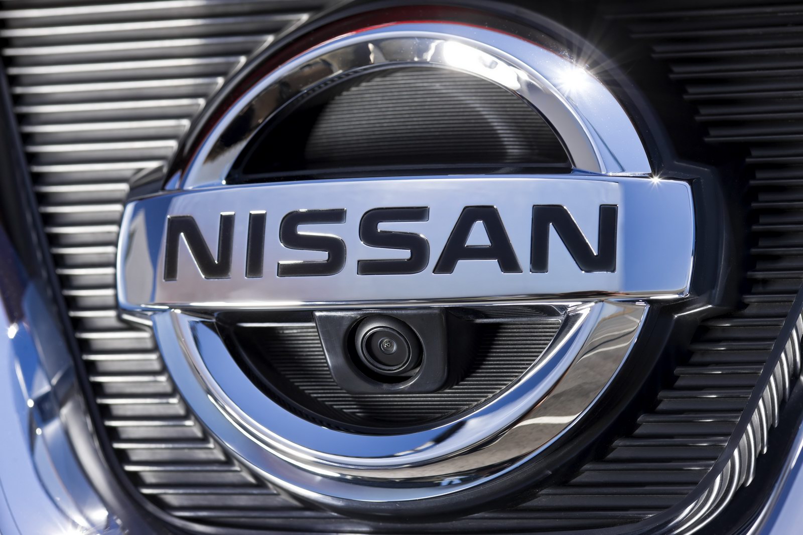 Ökad säkerhet för kunderna när Nissan tar bort över 30,000 förfalskade reservdelar
