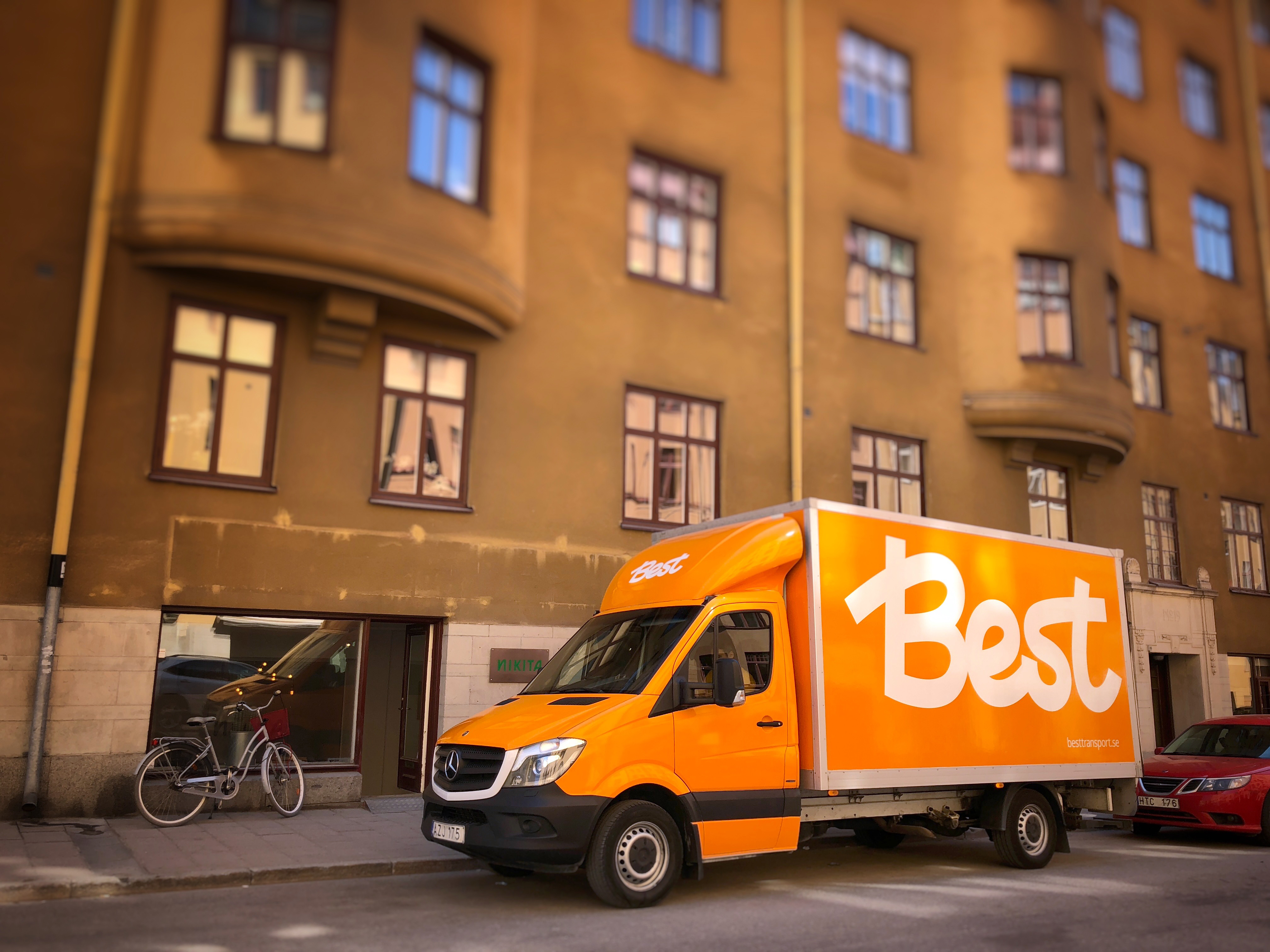 Best Transport firar framgångsrikt första år i Danmark
