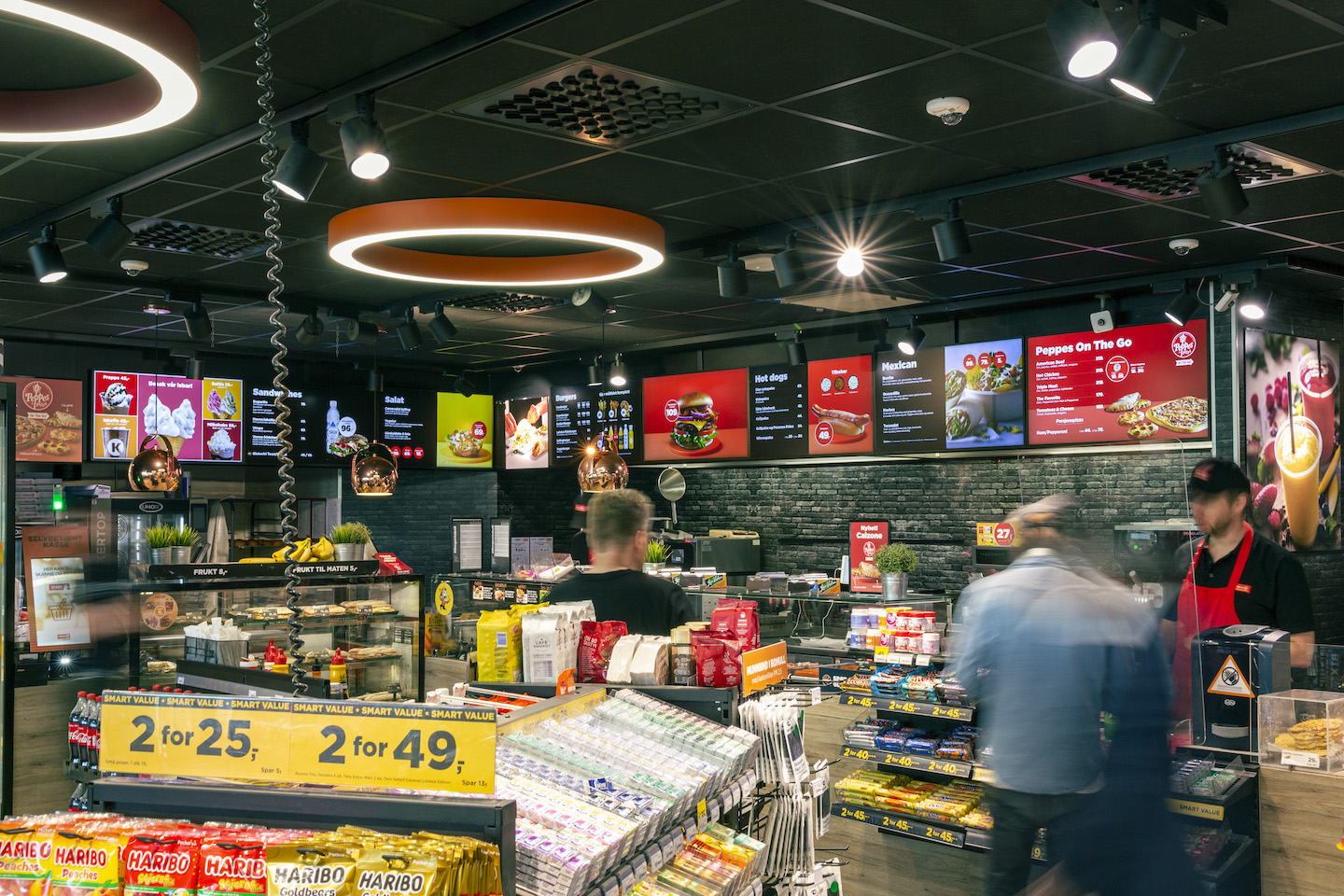 Circle K uppgraderar till digitala ytor på 86 stationer i Norge – Visual Art gör jobbet