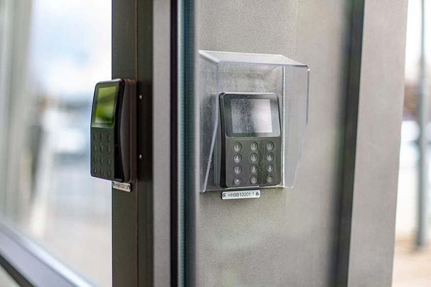 Säkerhetssystem från SystemHouse Solutions installeras på Kriminalvårdens häkten