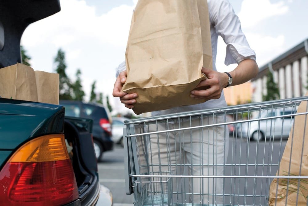 Ny rapport från Handels - sysselsättningen ökar