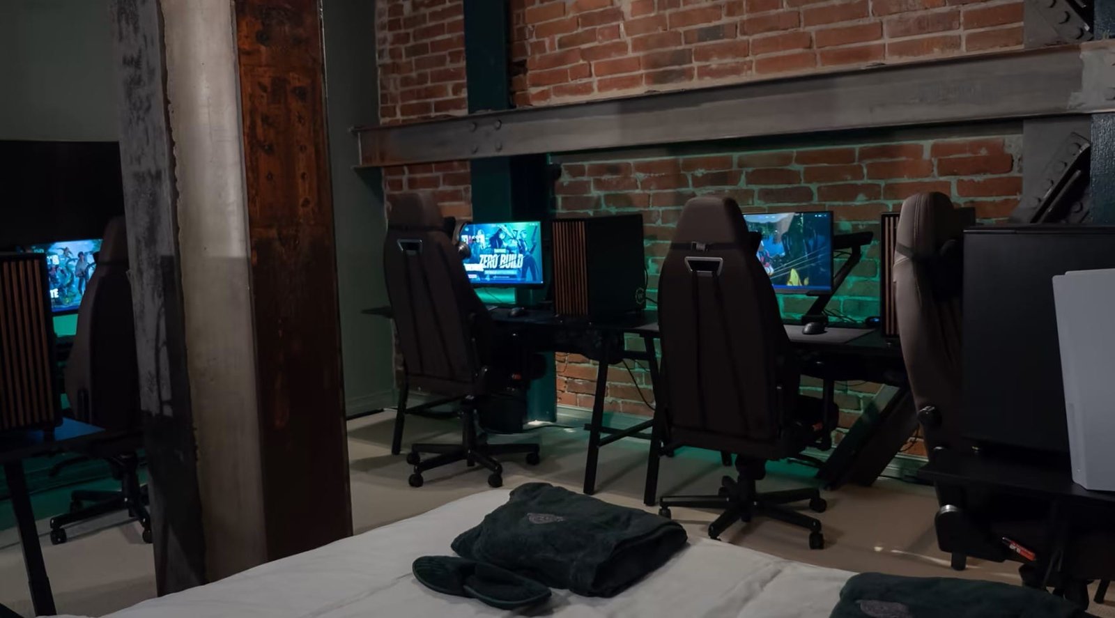 Steam Hotel och Webhallen presenterar en helt unik upplevelse: Sveriges, kanske Europas första Gaming Suite öppnar på Steam Hotel!