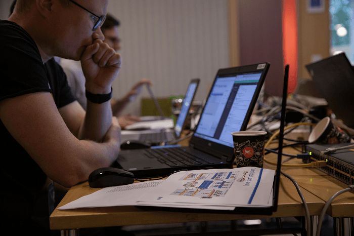 Försvarsmakten och transportsektorn i övning mot cyberhot