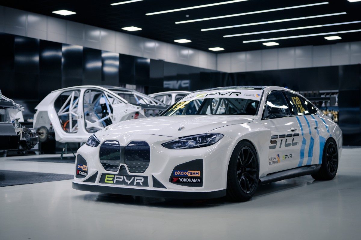 Avtäckning av första BMW i4 till STCC 2024