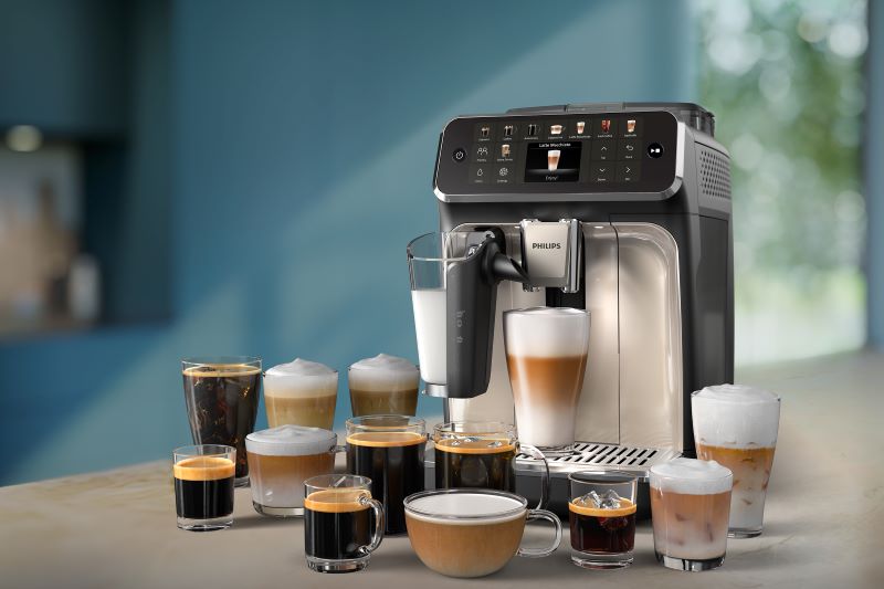 Iskaffe bland 20 olika kafferecept i Philips nya espressomaskin