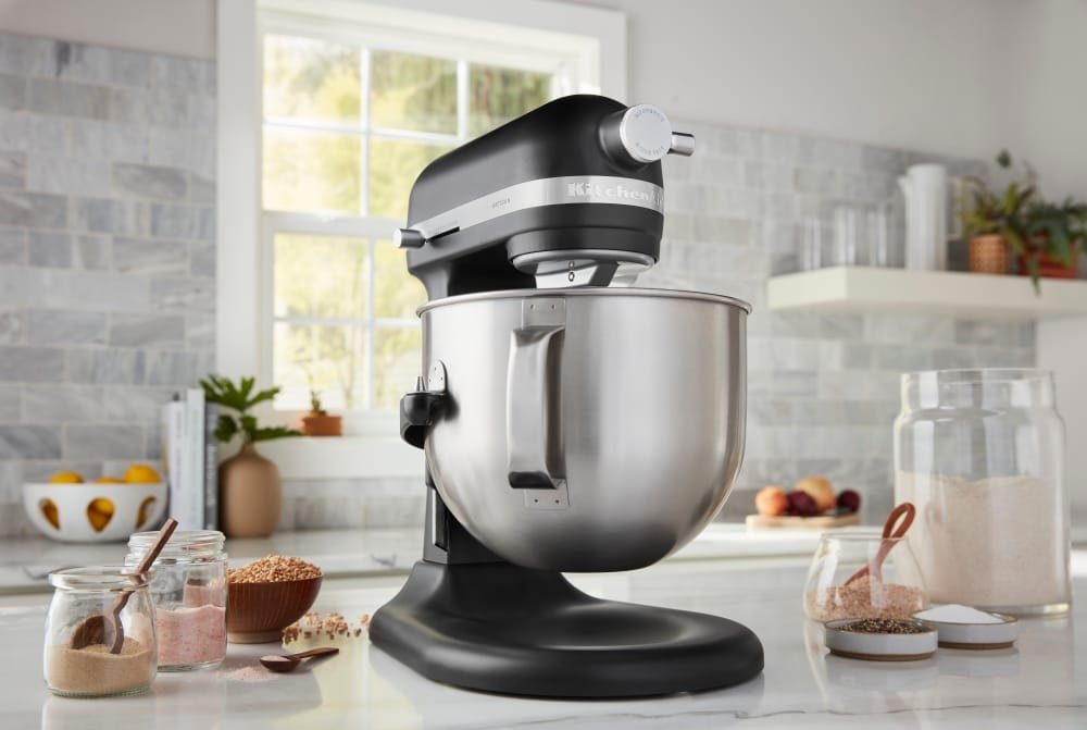KitchenAid inspirerar till designsäker och lekfull kreativitet i köket
