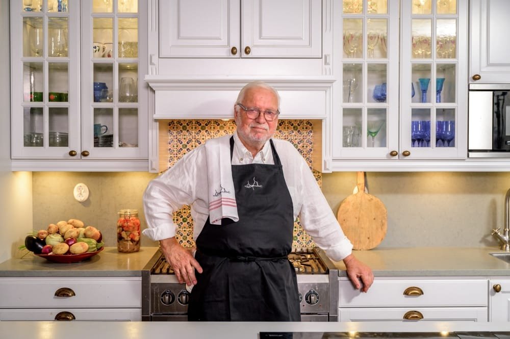 Stjärnkocken Leif Mannerström väljer Recipify – delar sina recept på nya plattformen