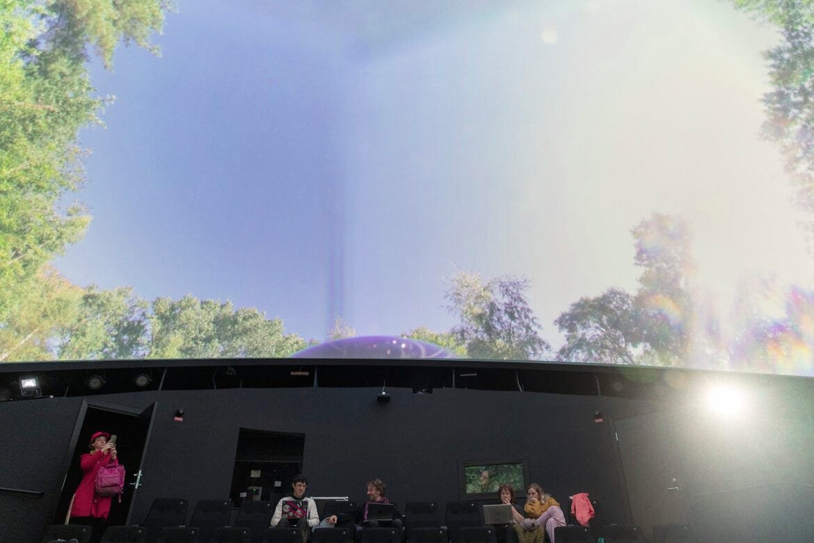 Livemusik och visualiseringar möts i konserter vid Wisdome Malmö Sessions