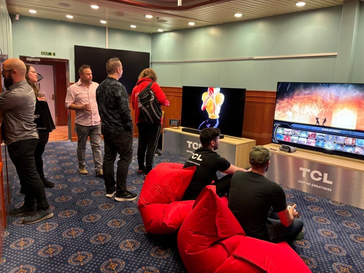 TCL partner med Moderskeppet 3 – en nördfest till sjöss