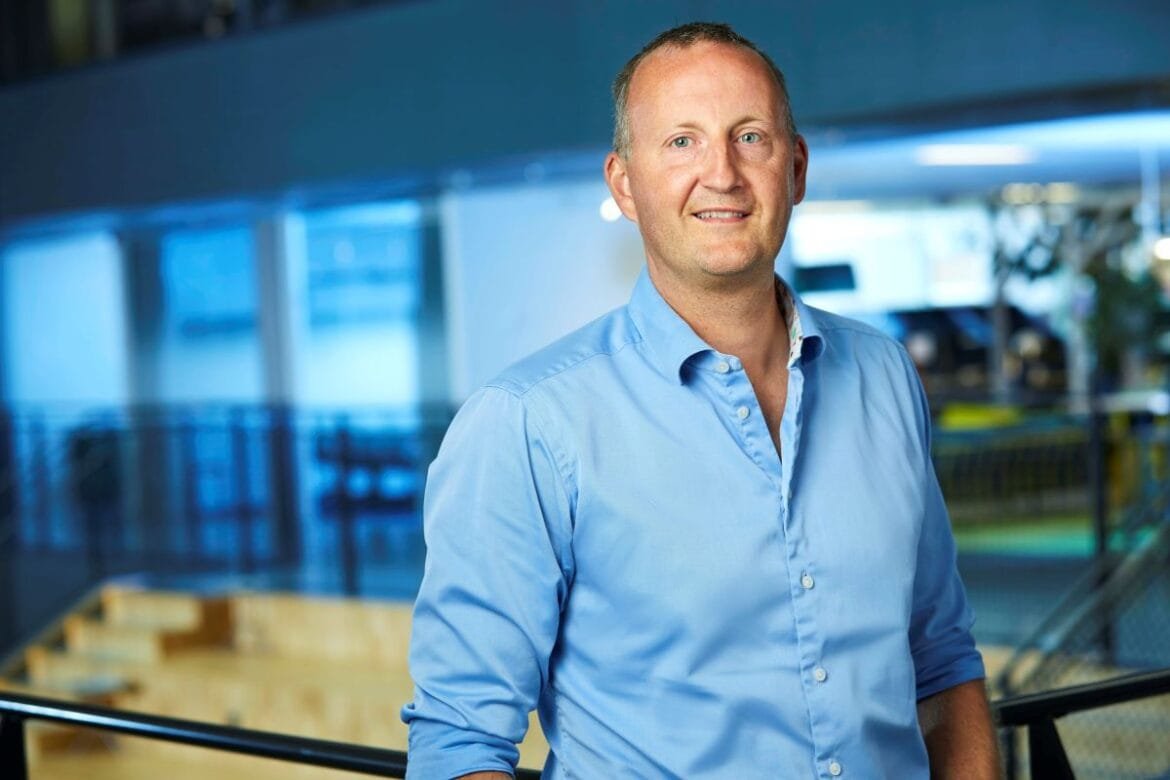 Från brev till bytes - digitala julhälsningar spar tusentals träd