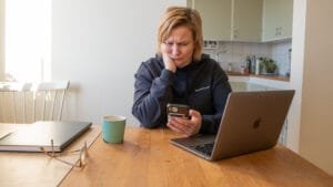 Varannan svensk gör lösenordsmissen – Internetstiftelsen varnar och lanserar tjänst Varannan svensk gör lösenordsmissen – Internetstiftelsen varnar och lanserar tjänst