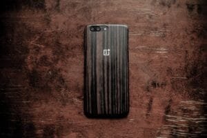 OnePlus 13R finns nu tillgänglig för köp
