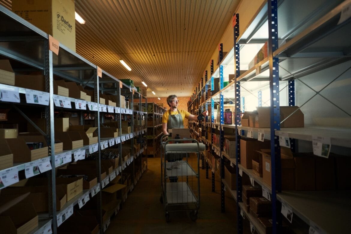 Som motreaktion till lågpristrenden: Sveriges e-handlare vill se nya regelverk