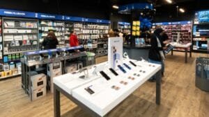 Webhallen öppnar ny butik på Breddens Handelsplats Webhallen öppnar ny butik på Breddens Handelsplats