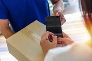 8 av 10 konsumenter unga e-handelskonsumenter fortfarande upplever leveransproblem 8 av 10 konsumenter unga e-handelskonsumenter fortfarande upplever leveransproblem