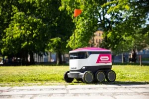 foodora och Starship utökar robotleveranser