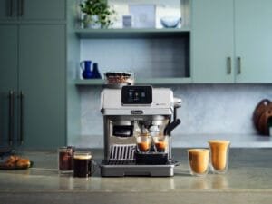 De’Longhi lanserar digitaliserad manuell kaffemaskin - La Specialista Touch De’Longhi lanserar digitaliserad manuell kaffemaskin - La Specialista Touch
