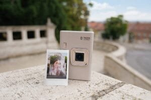 Fujifilm presenterar nästa generation av sin instax mini LiPlay Hybrid Instant Camera-serie