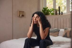 Ny undersökning från OnePlus: En av fyra unga glömmer att borsta tänderna under årets stressigaste period