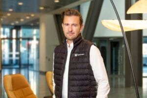 Bahnhof väljer Waystream