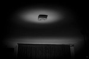 Nu börjar årets brandfarligaste månad – 200 000 saknar fungerande brandvarnare