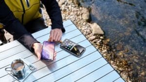 POCO X8 Pro Max Reverse charge fsw