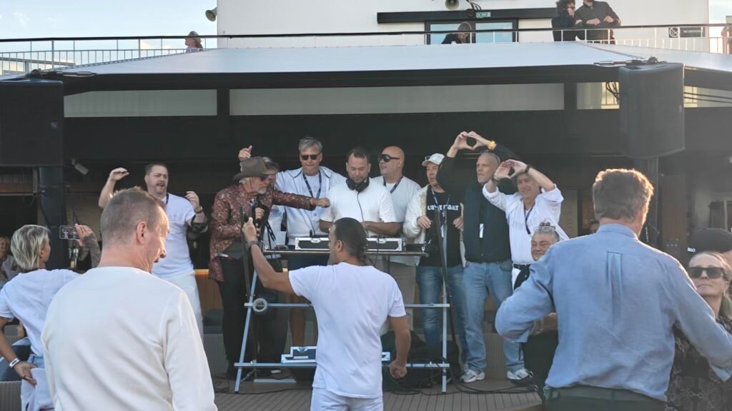 Loveboat – när musiken känns i hela kroppen