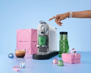 Nespresso och Swarovski låter högtidssäsongen glänsa i nytt samarbete