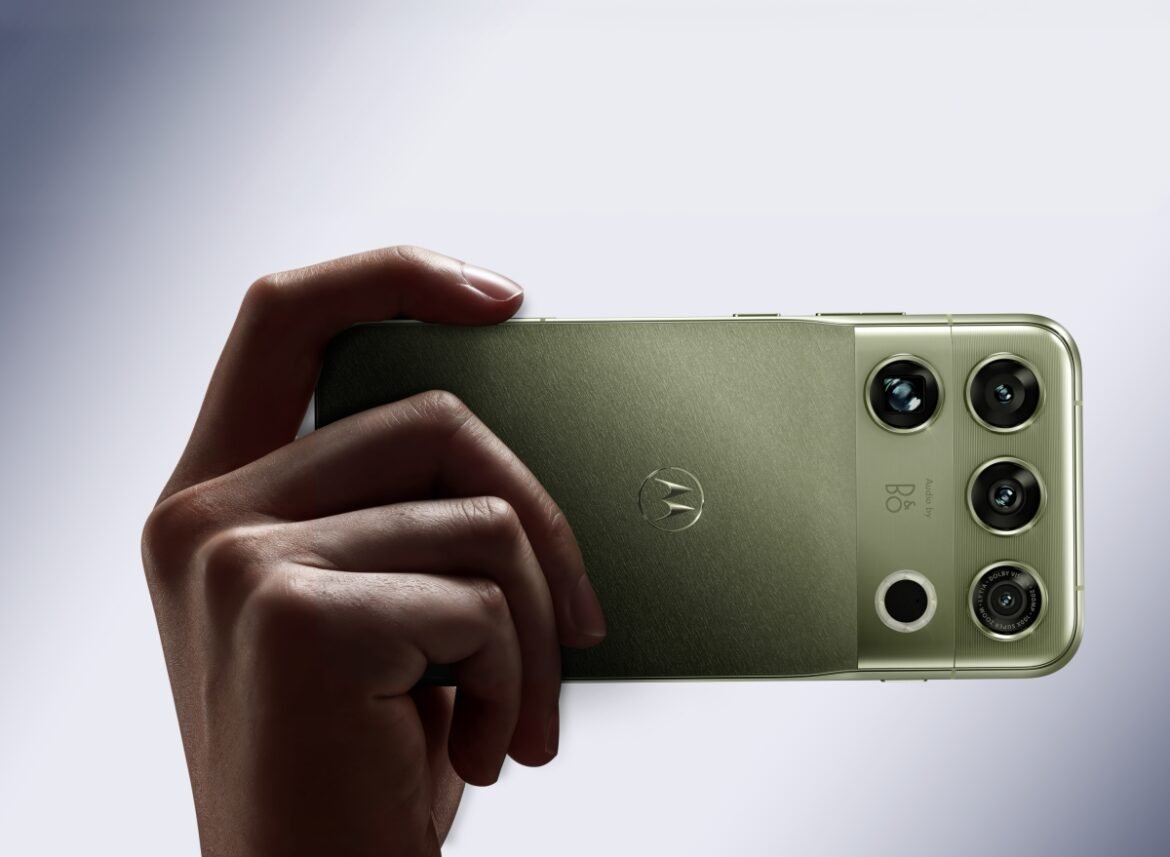 motorola signature 27 presenteras på Snapdragon Summit med Snapdragon 8 Elite Extreme Gen 6 och nästa generations AI-upplevelser