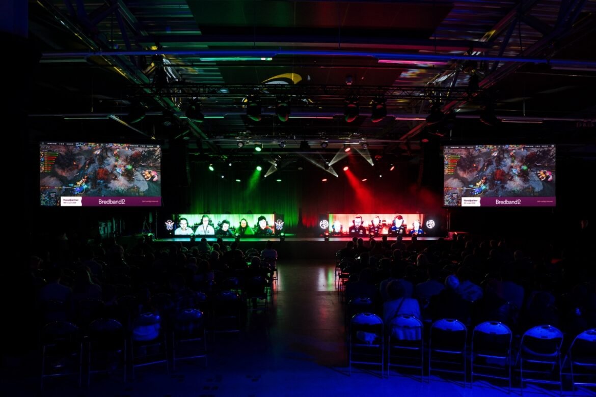 Bredband2 vill att fler upptäcker svensk e-sport – blir huvudpartner till SM